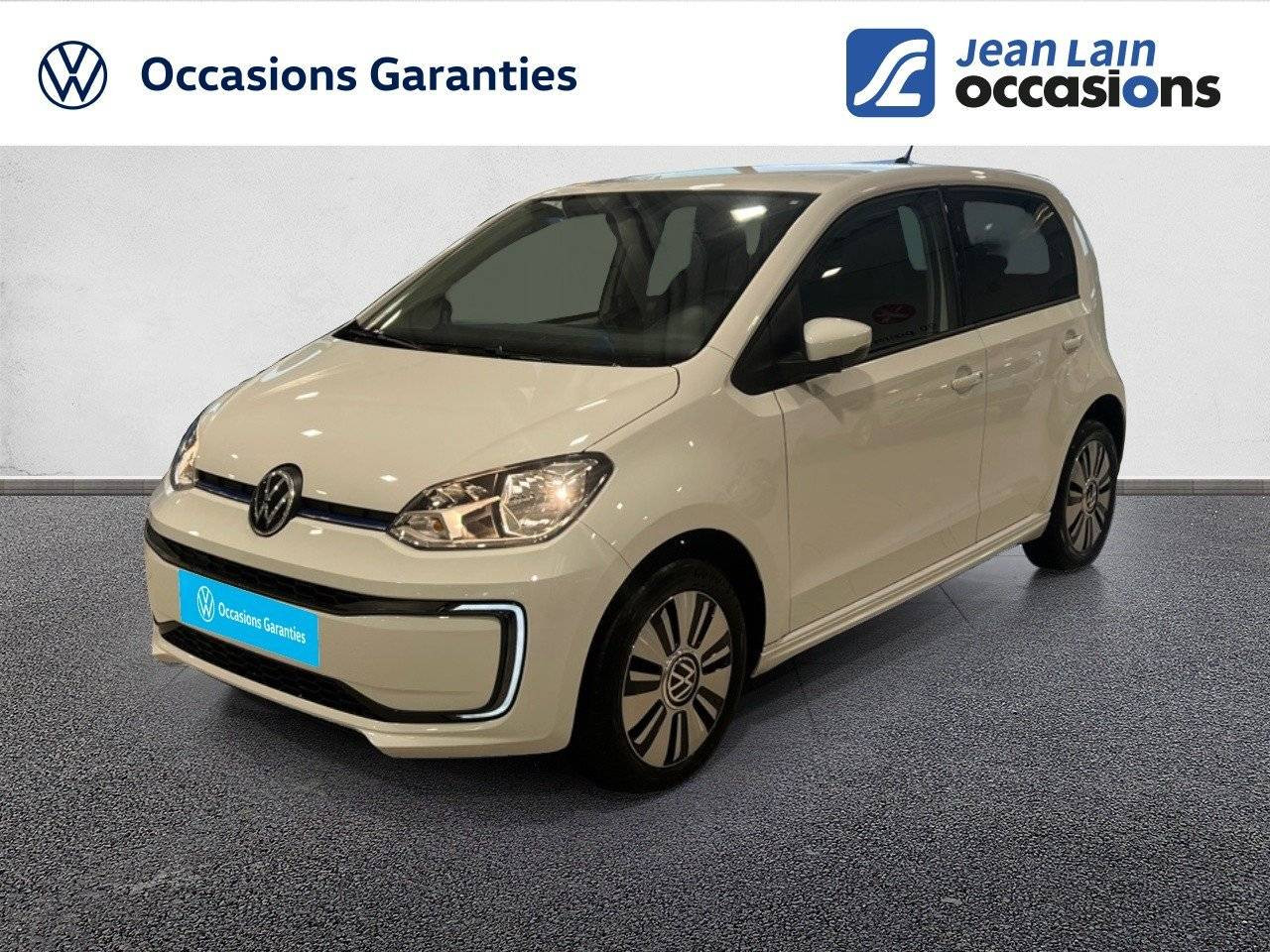 Vente en ligne VOLKSWAGEN E-UP! 2.0 e-up! 83 Electrique Life Plus de 2023 au prix de 14 890 €