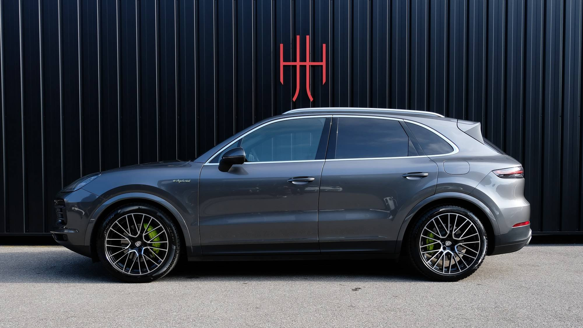 Vente en ligne PORSCHE CAYENNE Cayenne E-Hybrid 3.0 V6 462 ch Tiptronic BVA de 2019 au prix de 60 290 €