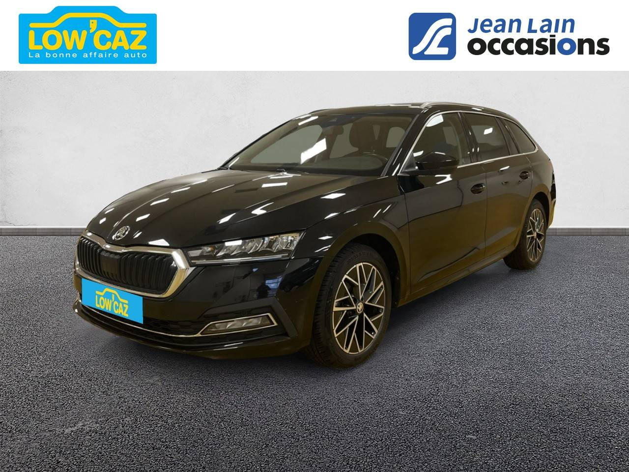 Vente en ligne SKODA OCTAVIA COMBI Octavia Combi 2.0 TDI 150 ch DSG7 Style de 2023 au prix de 20 490 €