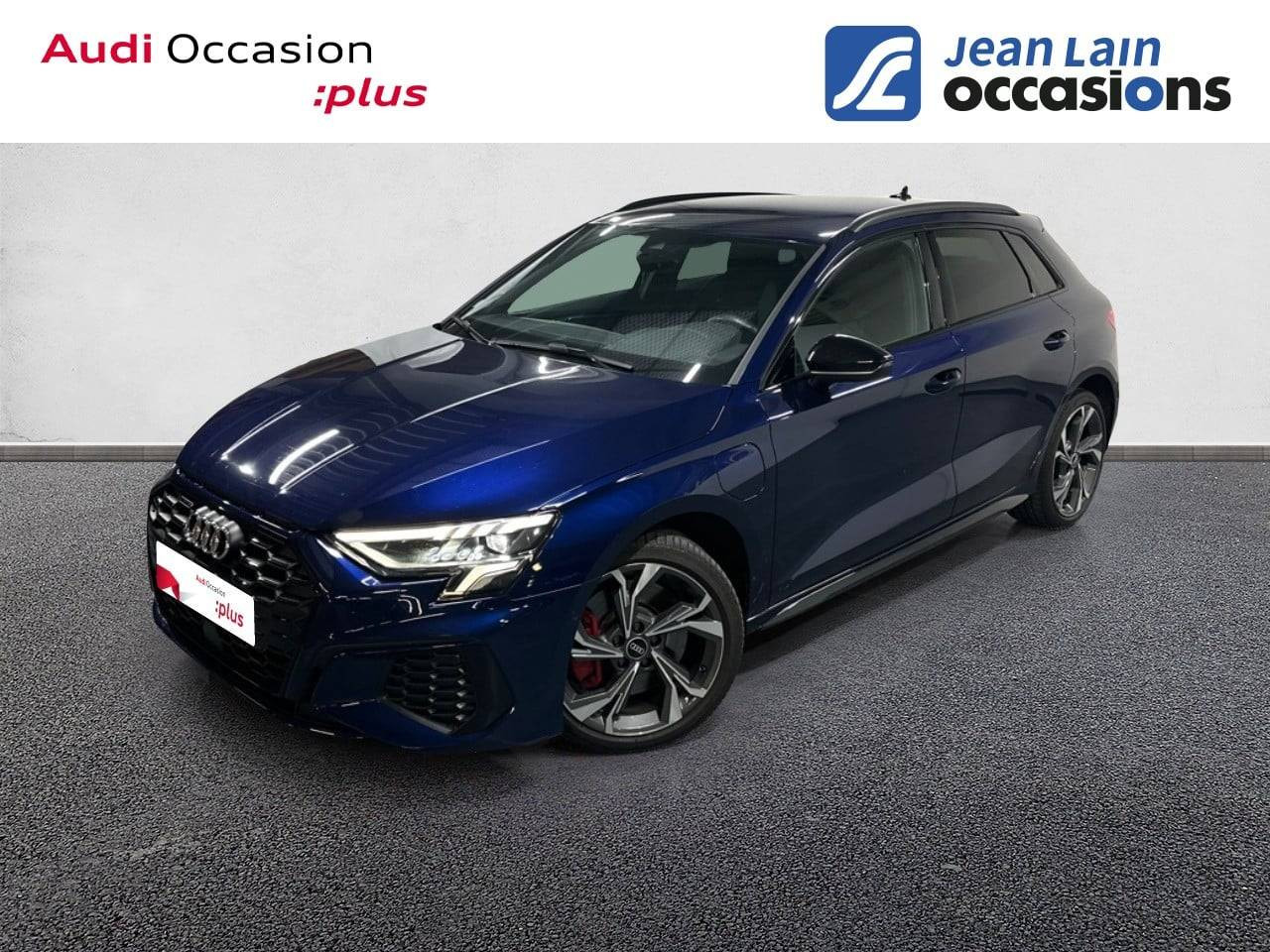 Vente en ligne AUDI A3 SPORTBACK A3 Sportback 45 TFSIe 245 S tronic 6 Competition de 2021 au prix de 30 790 €
