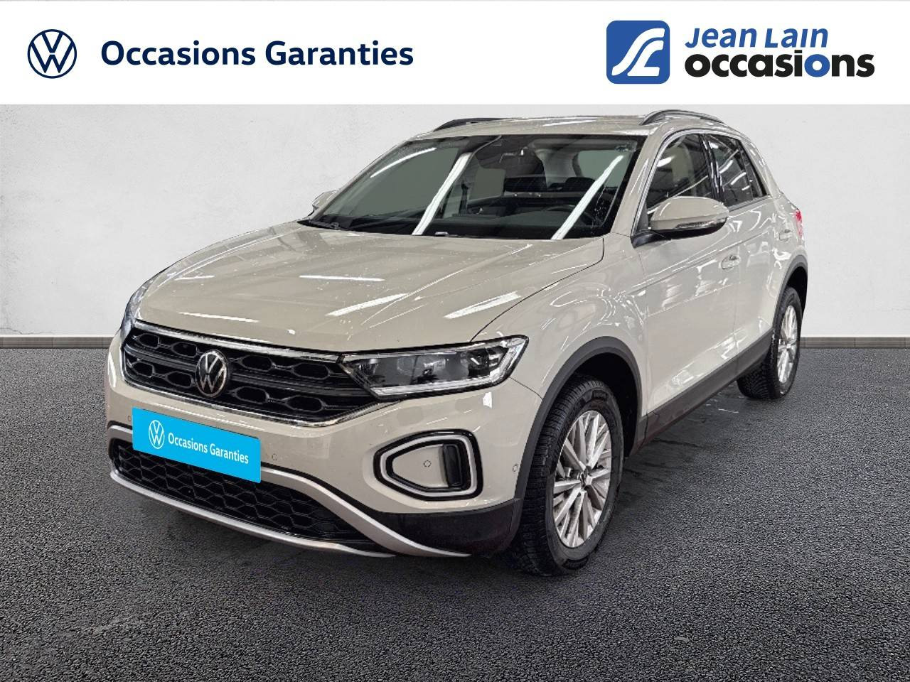 Vente en ligne VOLKSWAGEN T-ROC T-Roc 1.0 TSI 110 Start/Stop BVM6 Life Business de 2023 au prix de 21 890 €