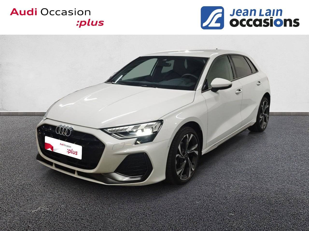 Vente en ligne AUDI A3 SPORTBACK A3 Sportback TFSI Mild Hybrid 116 S tronic 7 S line de 2025 au prix de 33 990 €