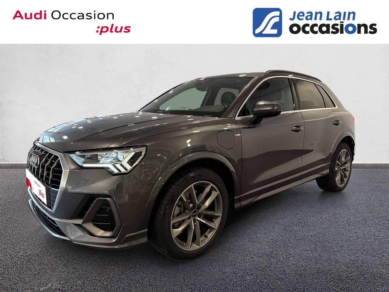 Vente en ligne AUDI Q3 Q3 45 TFSIe 245 ch S tronic 6 S line de 2022 au prix de 35 990 €