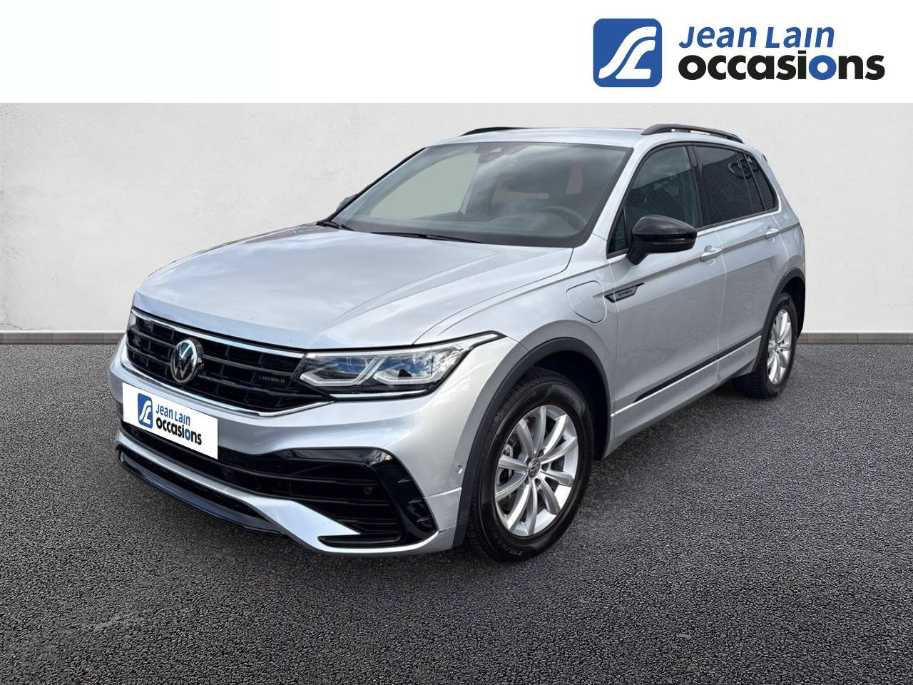 Vente en ligne VOLKSWAGEN TIGUAN Tiguan 1.4 eHybrid 245ch DSG6 R-Line de 2021 au prix de 33 290 €