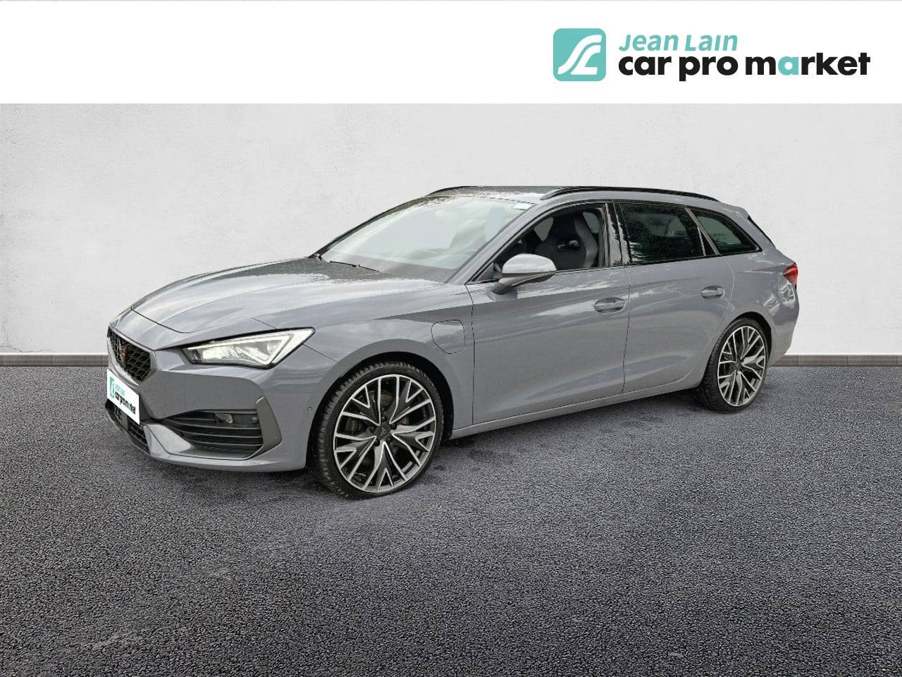 Vente en ligne CUPRA LEON SPORTSTOURER Leon Sportstourer 1.4 e-HYBRID 245 ch DSG6 VZ de 2023 au prix de 30 490 €