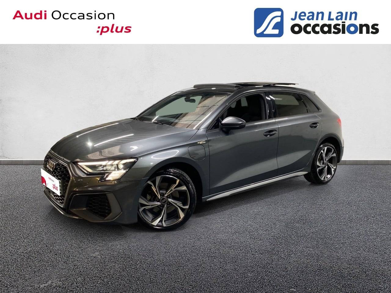Vente en ligne AUDI A3 SPORTBACK A3 Sportback 40 TFSIe 204 S tronic 6 S Line de 2023 au prix de 34 490 €