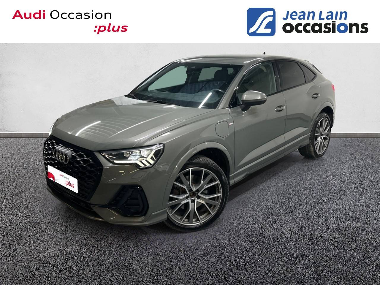 Vente en ligne AUDI Q3 SPORTBACK Q3 Sportback 45 TFSIe  245 ch S tronic 6 S line de 2022 au prix de 39 490 €
