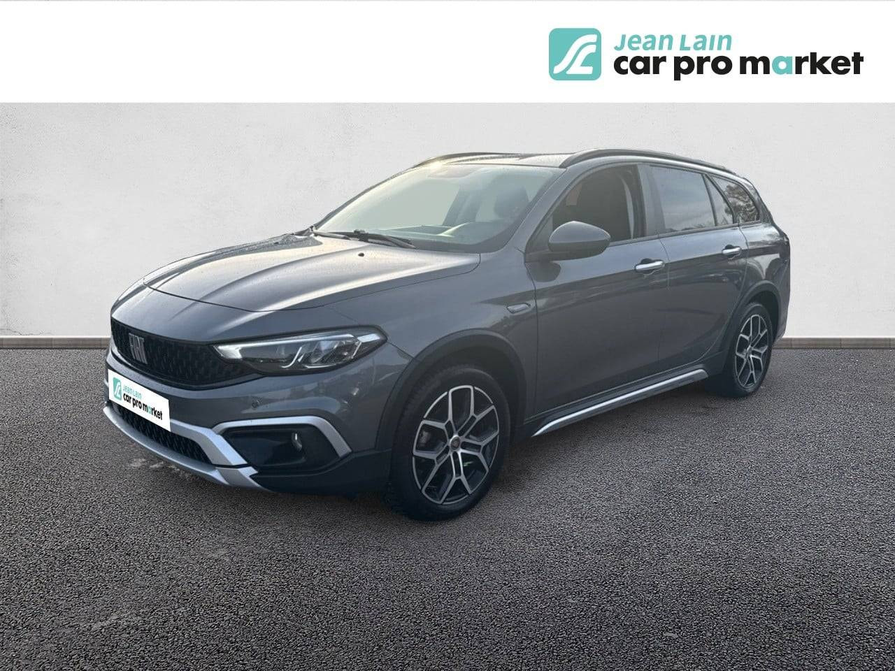 Vente en ligne FIAT TIPO CROSS 5 PORTES MY22 Tipo Cross 5 Portes 1.5 Firefly Turbo 130 ch S&S DCT7 Hybrid (RED) de 2023 au prix de 15 990 €