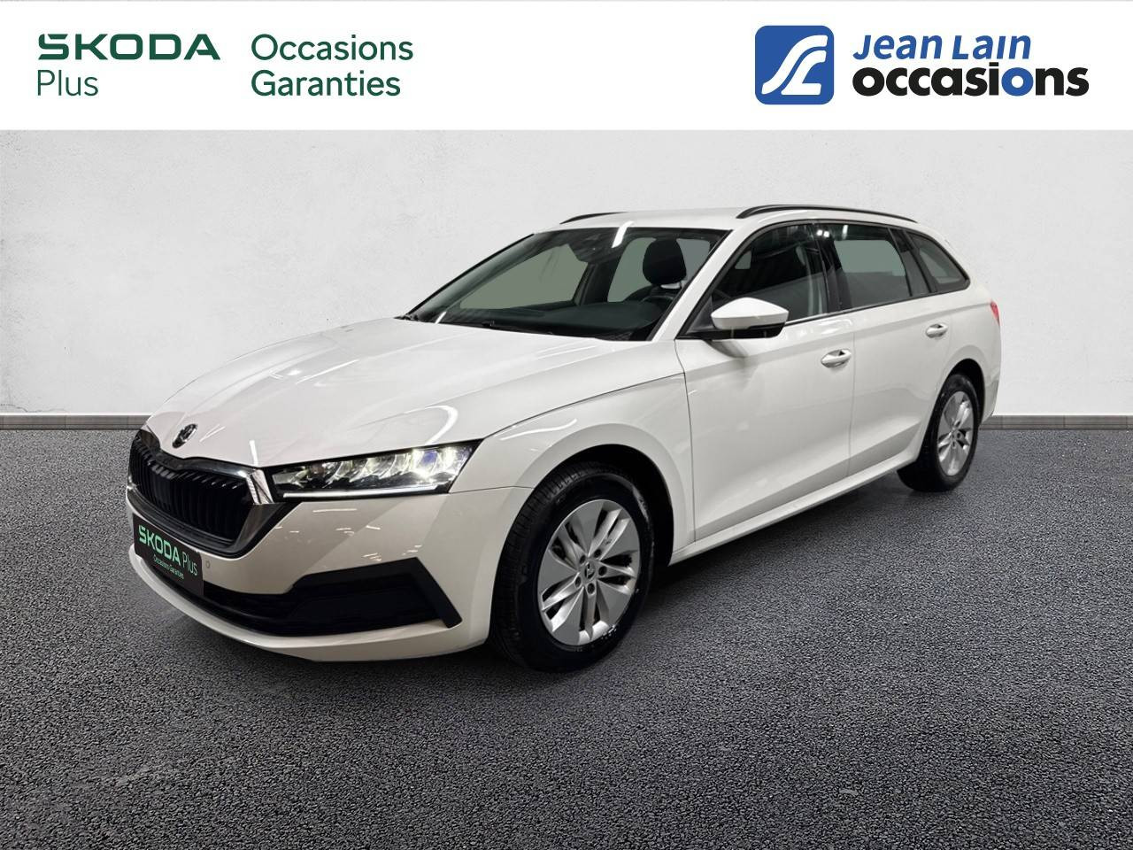 Vente en ligne SKODA OCTAVIA COMBI Octavia Combi 2.0 TDI 150 ch DSG7 Business de 2023 au prix de 26 490 €