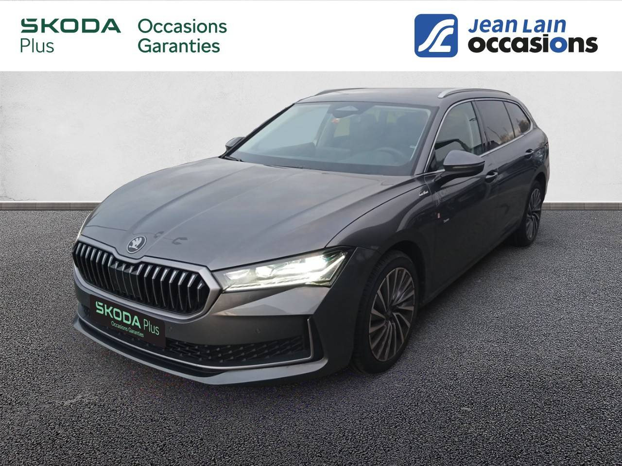 Vente en ligne SKODA SUPERB COMBI Superb Combi 2.0 TDI 193 ch SCR 4x4 DSG7 Laurin & Klement de 2024 au prix de 52 290 €