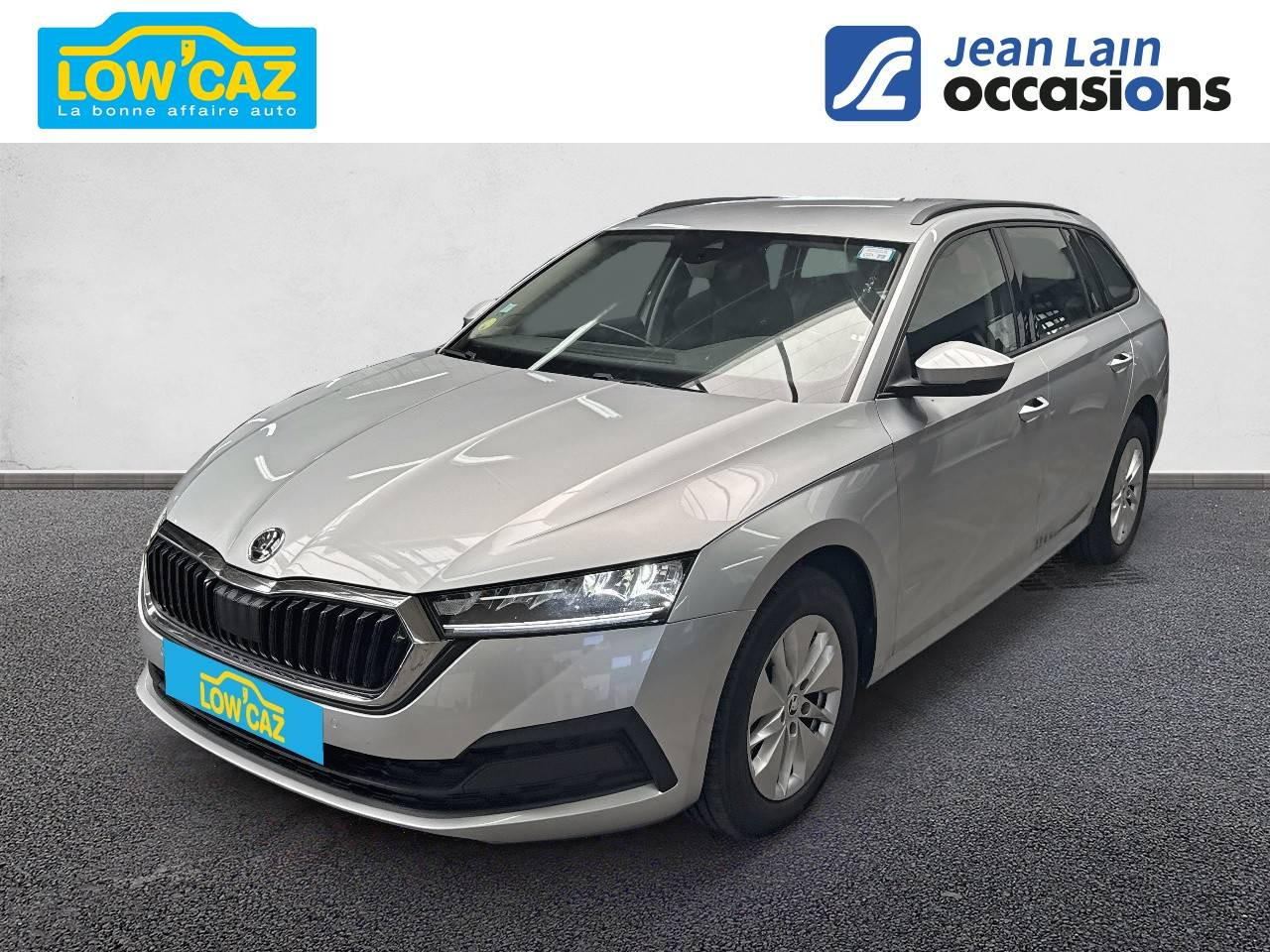 Vente en ligne SKODA OCTAVIA COMBI Octavia Combi 2.0 TDI 150 ch DSG7 Business de 2023 au prix de 19 990 €