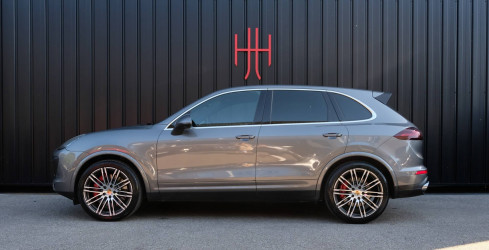 PORSCHE CAYENNE Cayenne 4.8 V8 520 ch Turbo Tiptronic A 20/04/2016 en vente à Grésy-sur-Aix