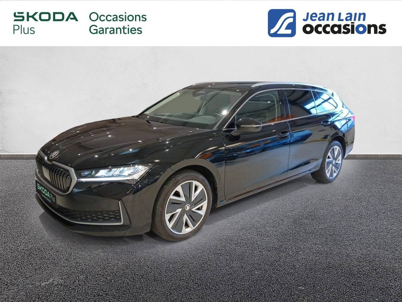 Vente en ligne SKODA SUPERB COMBI Superb Combi 2.0 TDI 150 ch SCR DSG7 Selection de 2024 au prix de 37 990 €