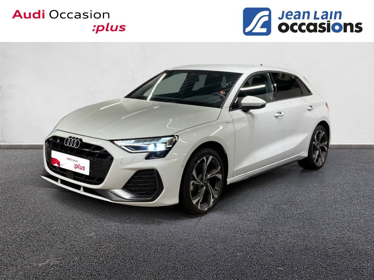 Vente en ligne AUDI A3 SPORTBACK A3 Sportback TFSI Mild Hybrid 150 S tronic 7 S line de 2025 au prix de 36 990 €