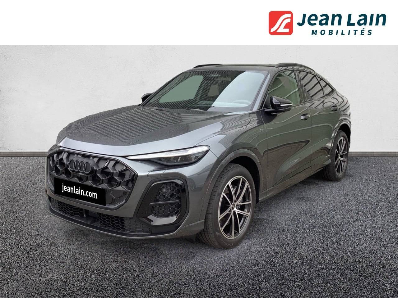Vente en ligne AUDI Q5 SPORTBACK Q5 Sportback e-hybrid 299 ch S tronic 7 Quattro S line de 2025 au prix de 77 379 €