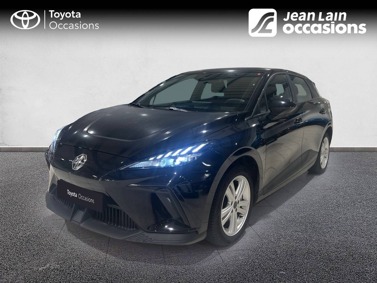 Vente en ligne MG MG4 MG4 Electric 51kWh - 125 kW 2WD Standard de 2023 au prix de 18 190 €