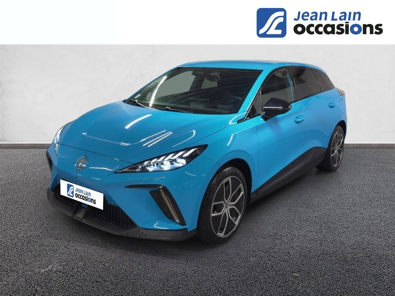 Vente en ligne MG MG4 MG4 Electric 64kWh - 150 kW 2WD Luxury de 2023 au prix de 22 990 €