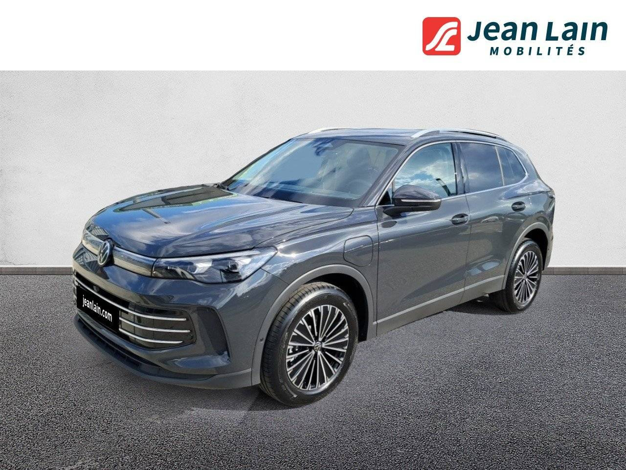 Vente en ligne VOLKSWAGEN TIGUAN Tiguan 1.5 eHybrid 272ch DSG6 Elegance de 2025 au prix de 55 685 €