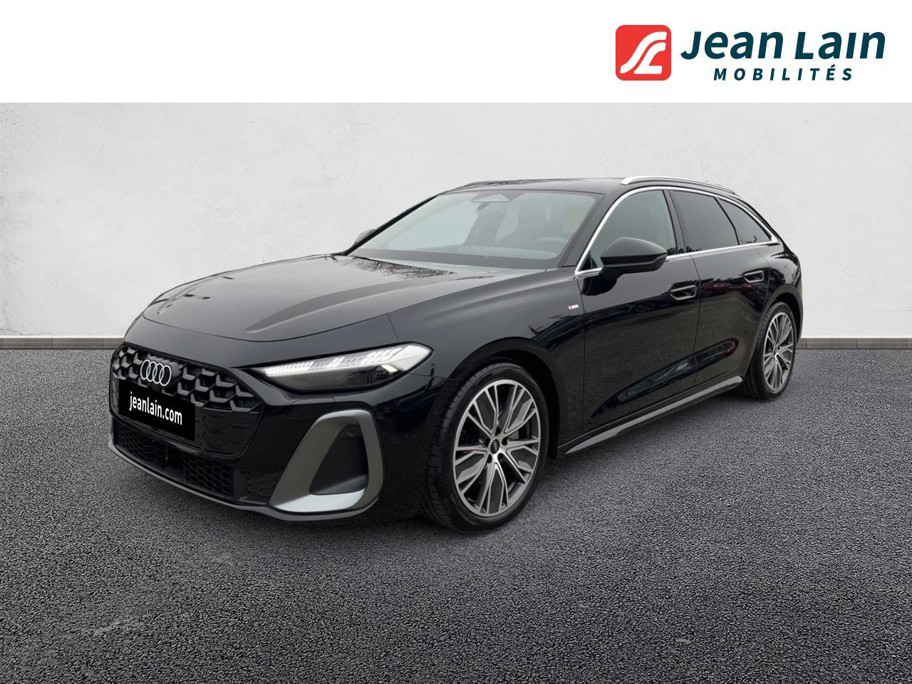 Vente en ligne AUDI A5 AVANT A5 Avant TFSI 204 ch S tronic 7 S line de 2025 au prix de 64 215 €