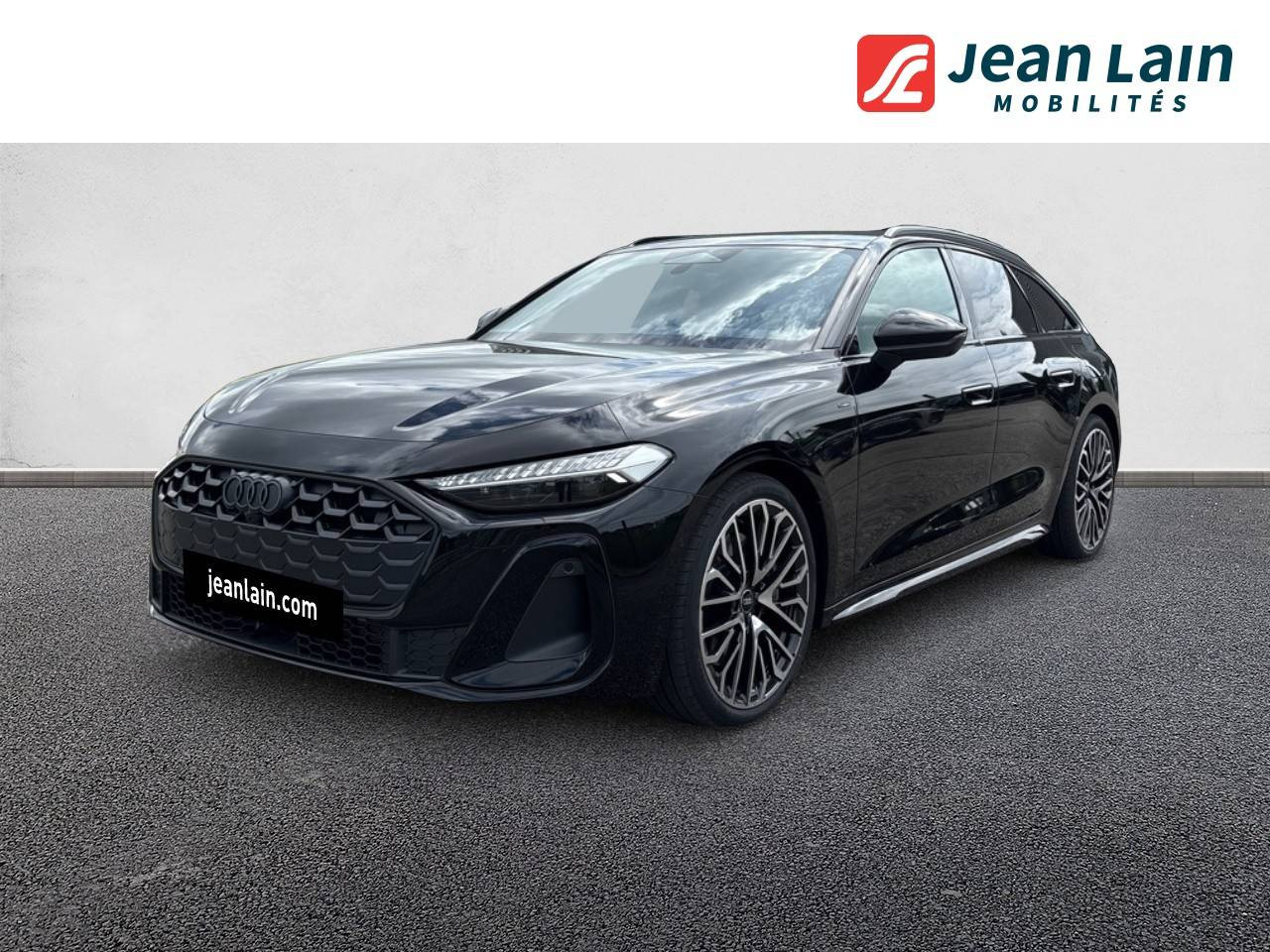 Vente en ligne AUDI A5 AVANT A5 Avant e-hybrid 299 ch S tronic 7 Quattro S line de 2025 au prix de 75 576 €