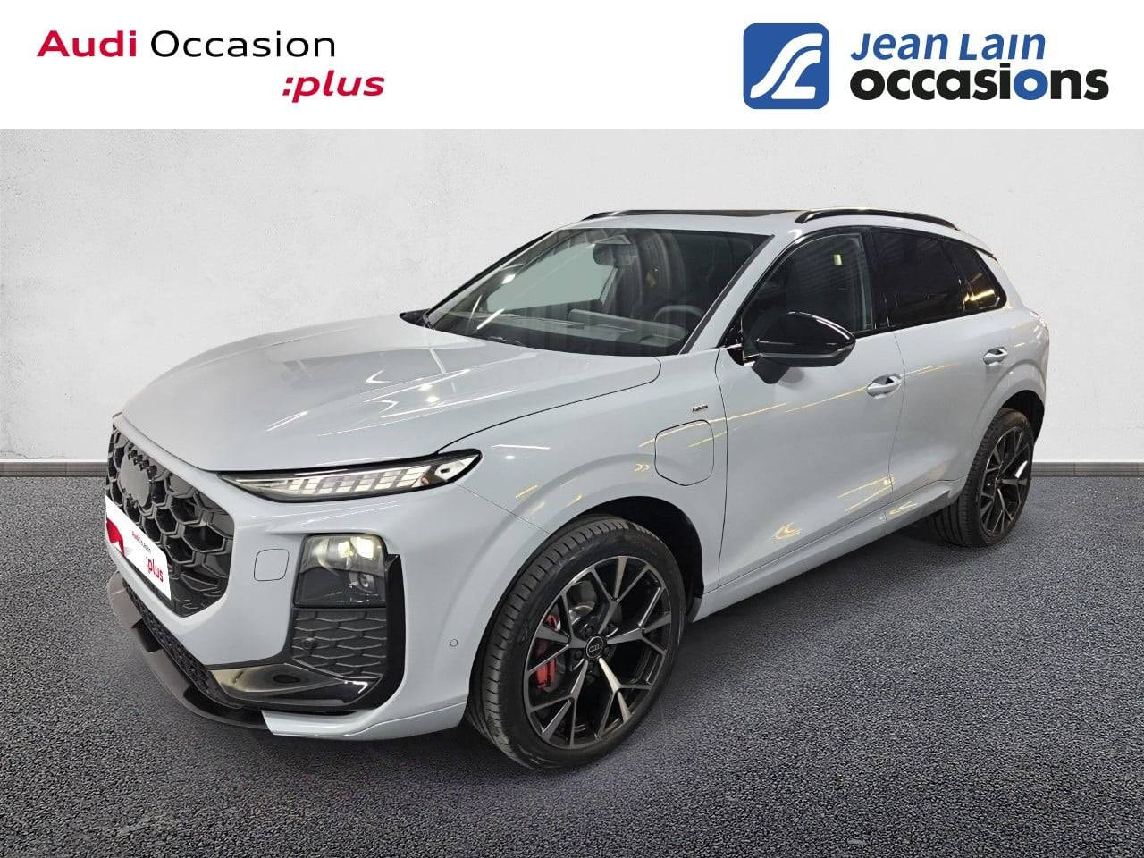 Vente en ligne AUDI Q3 HYBRIDE Q3 e-hybrid 272 ch S tronic 6 S line de 2025 au prix de 71 486 €