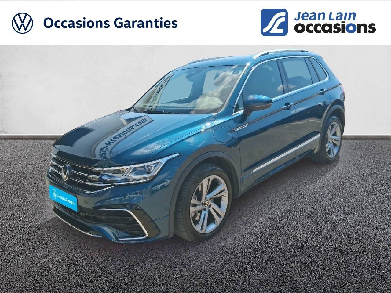 Vente en ligne VOLKSWAGEN TIGUAN Tiguan 1.4 eHybrid 245ch DSG6 R-Line Exclusive de 2023 au prix de 38 490 €