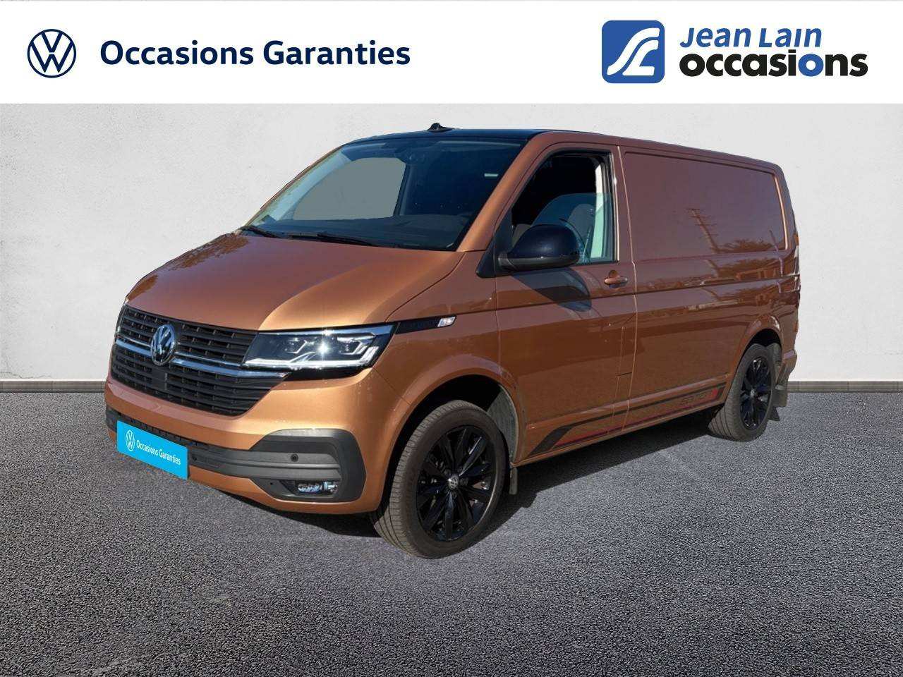 Vente en ligne VOLKSWAGEN TRANSPORTER 6.1 VAN TRANSPORTER 6.1 VAN L1H1 2.0 TDI 204 DSG7 4MOTION EDITION de 2023 au prix de 46 290 €