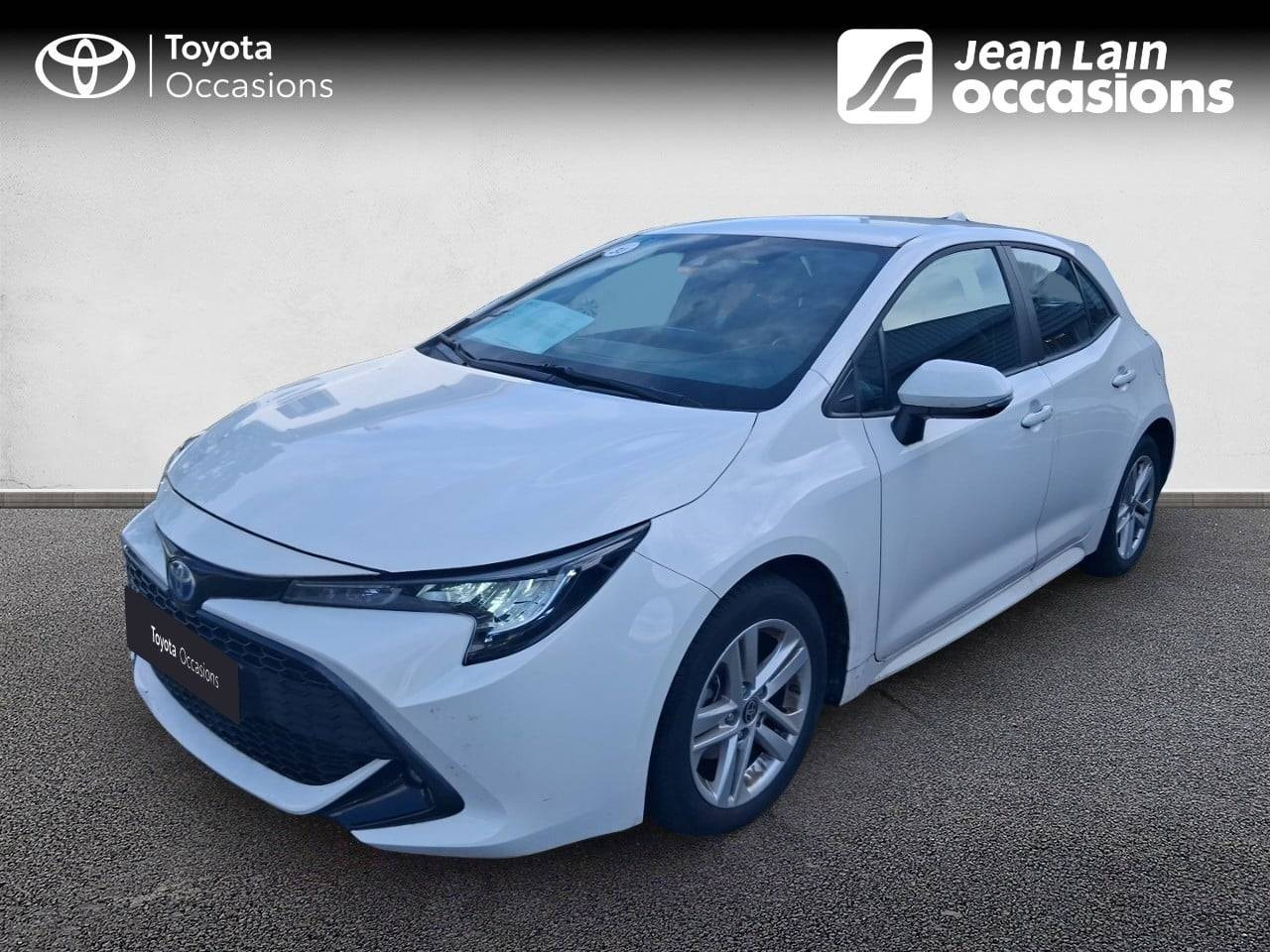 Vente en ligne TOYOTA COROLLA HYBRIDE MY22 Corolla Hybride 122h Dynamic de 2023 au prix de 23 290 €