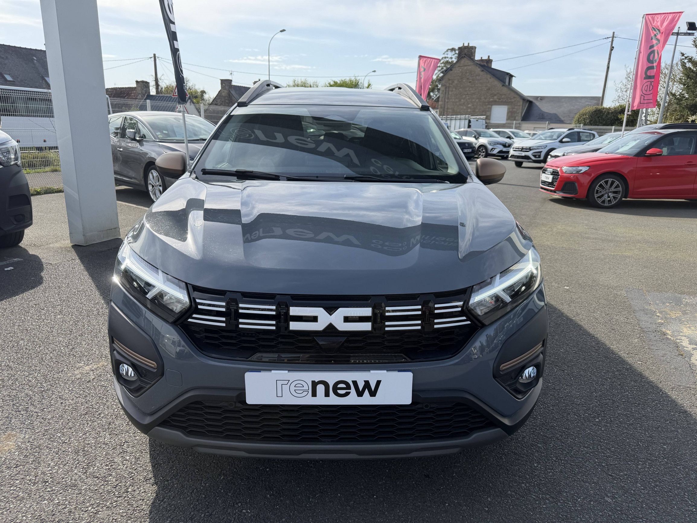 Dacia Jogger  ECO-G 100 7 places GSR2 occasion de 2025 en vente à Lannion