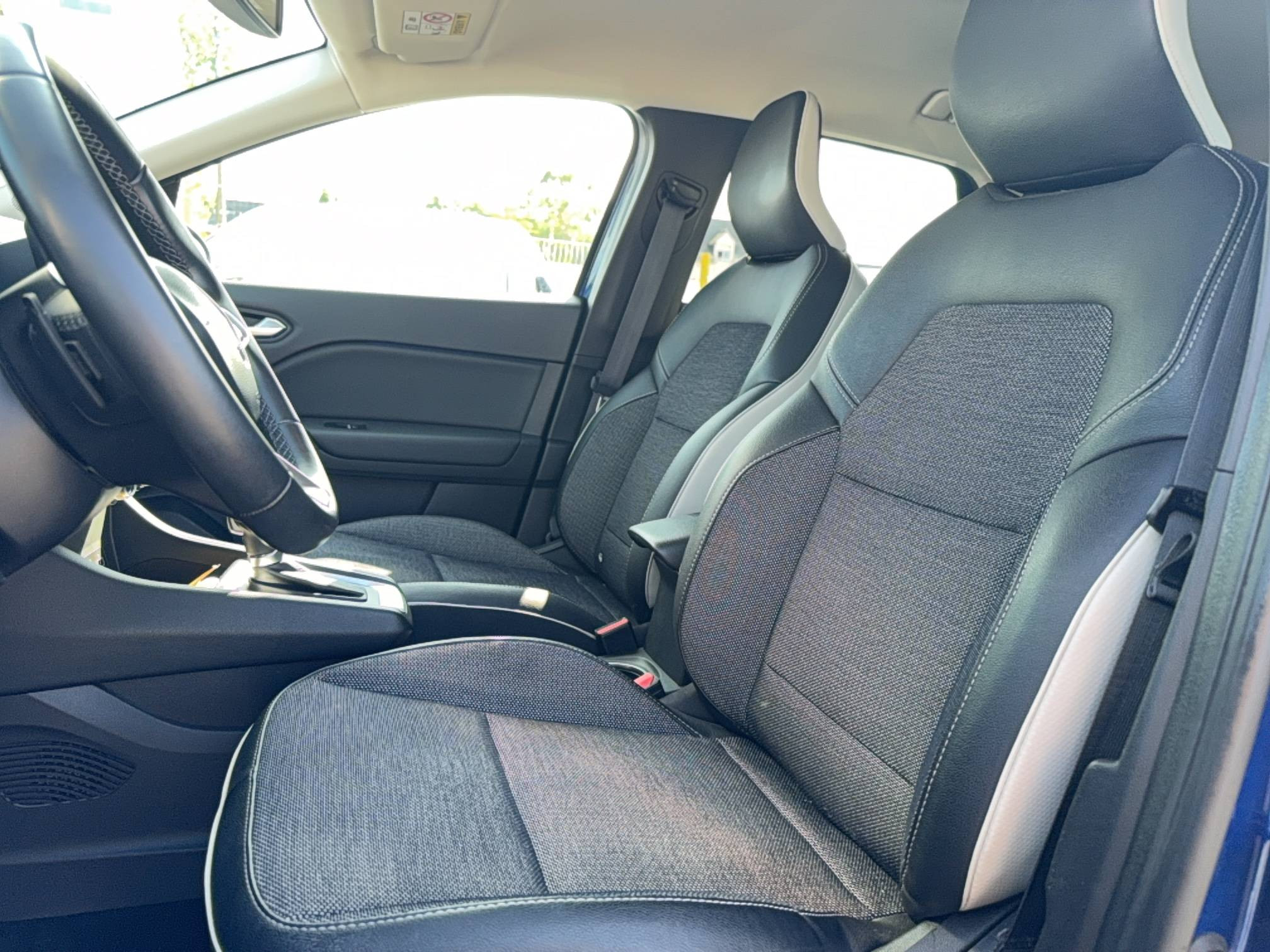 Vente en ligne Renault Captur  TCe 140 EDC - 21 au prix de 17 990 €
