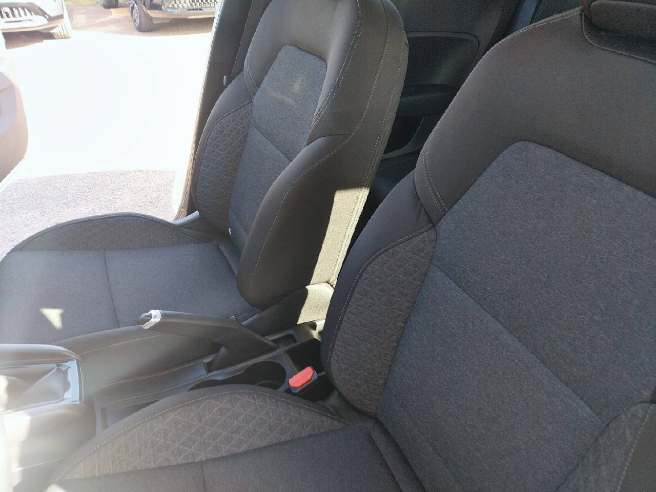 Vente en ligne Renault Clio 5 Clio TCe 90 au prix de 14 490 €