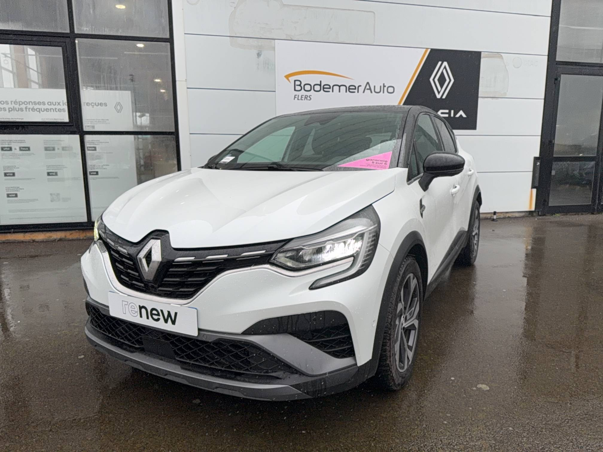Vente en ligne Renault Captur  TCe 140 EDC - 21B au prix de 19 590 €
