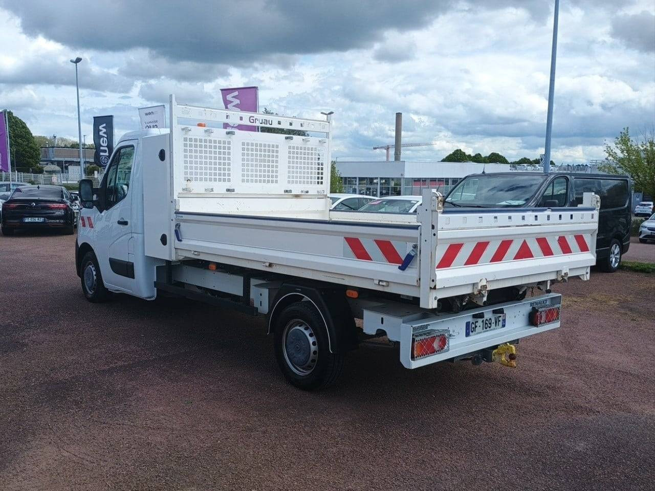 Vente en ligne Renault Master 3 Châssis Cabine MASTER CC TRAC F3500 L3 BLUE DCI 145 EURO VI au prix de 29 990 €