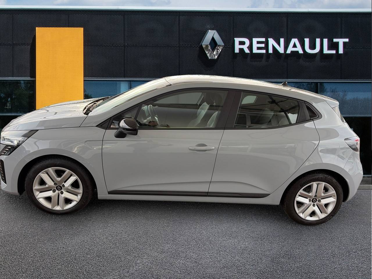 Vente en ligne Renault Clio 5 Clio TCe 90 au prix de 14 990 €