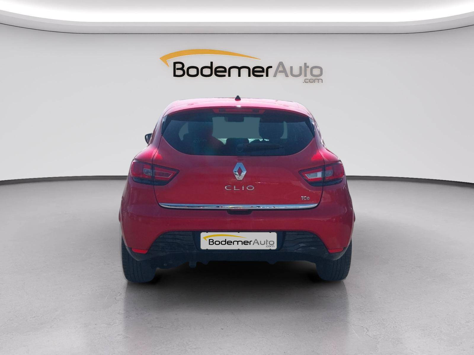 Vente en ligne Renault Clio 4  TCe 90 eco2 au prix de 8 990 €
