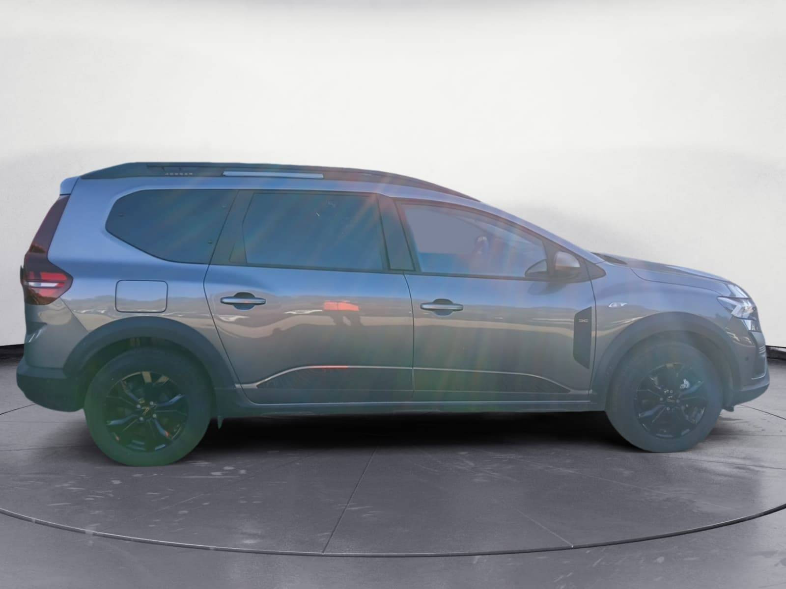 Vente en ligne Dacia Jogger  Hybrid 140 7 places GSR2 au prix de 25 990 €