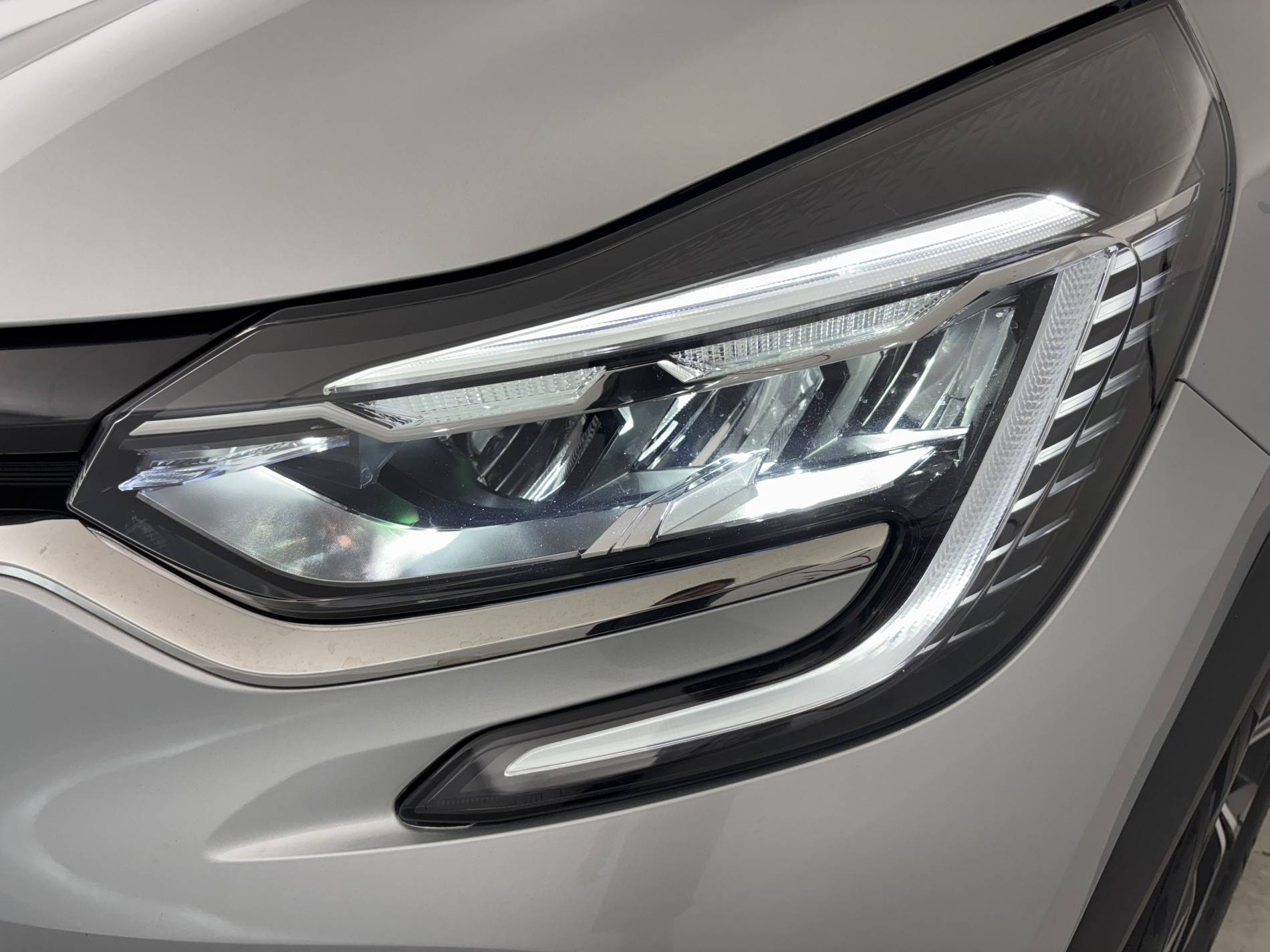 Vente en ligne Renault Captur  TCe 90 au prix de 16 990 €