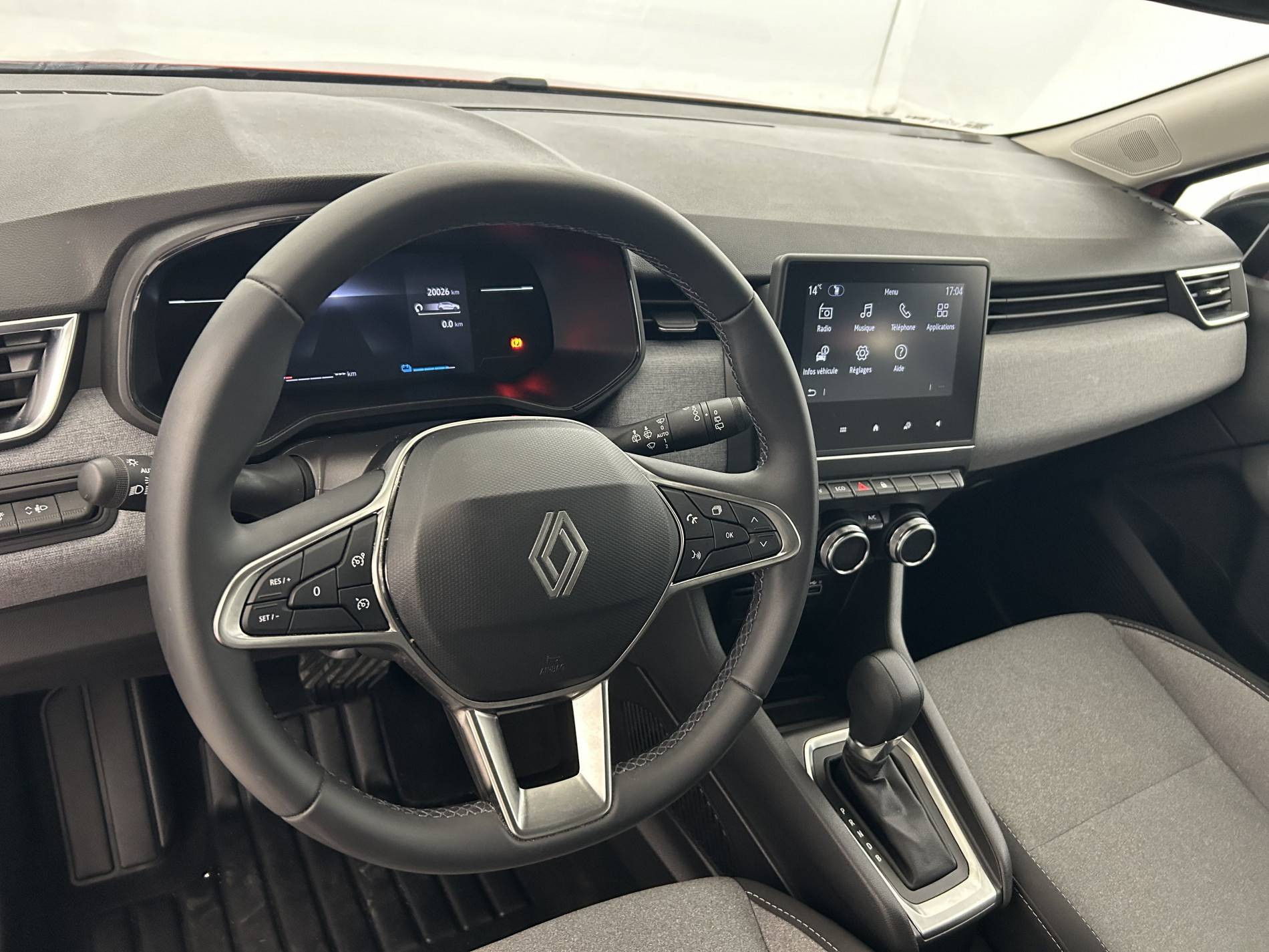 Vente en ligne Renault Clio 5 Clio E-Tech full hybrid 145 ch GSR2 au prix de 18 990 €