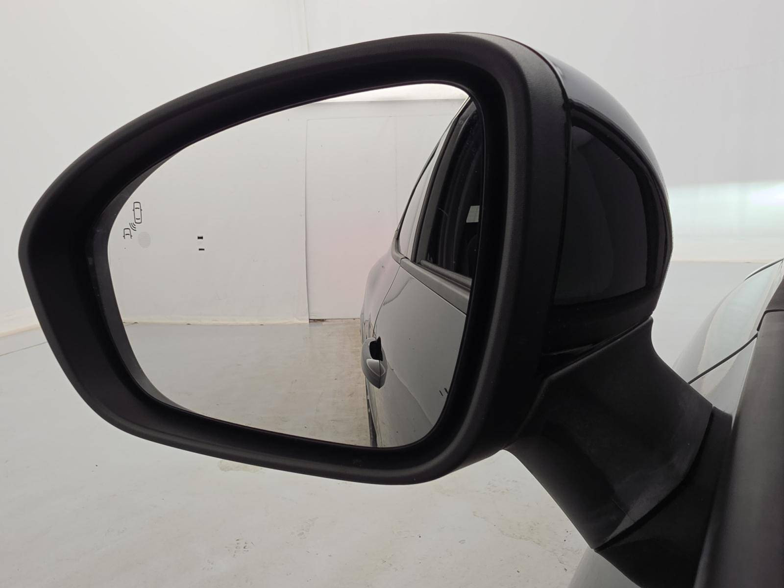 Vente en ligne Renault Clio 5 Clio E-Tech full hybrid 145 ch GSR2 au prix de 19 490 €