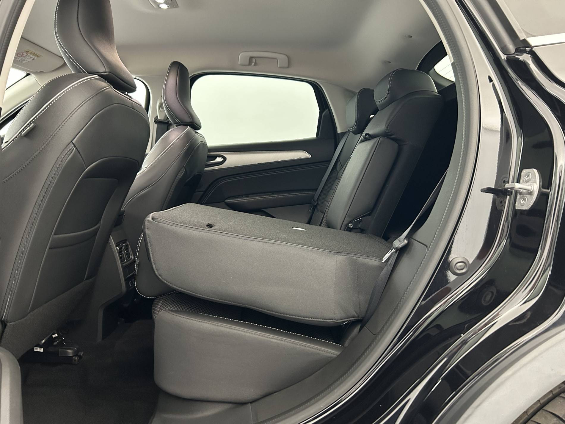 Vente en ligne Renault Arkana  E-Tech 145 - 21B au prix de 21 290 €