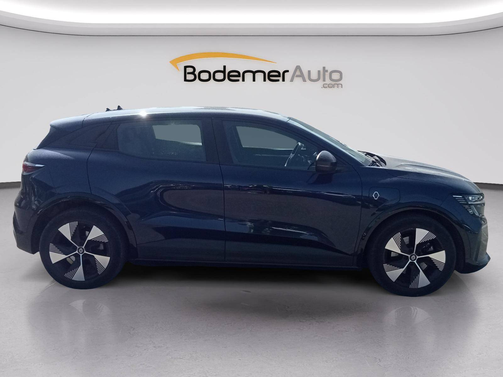 Vente en ligne Renault Megane E-Tech  EV40 130ch boost charge au prix de 20 990 €