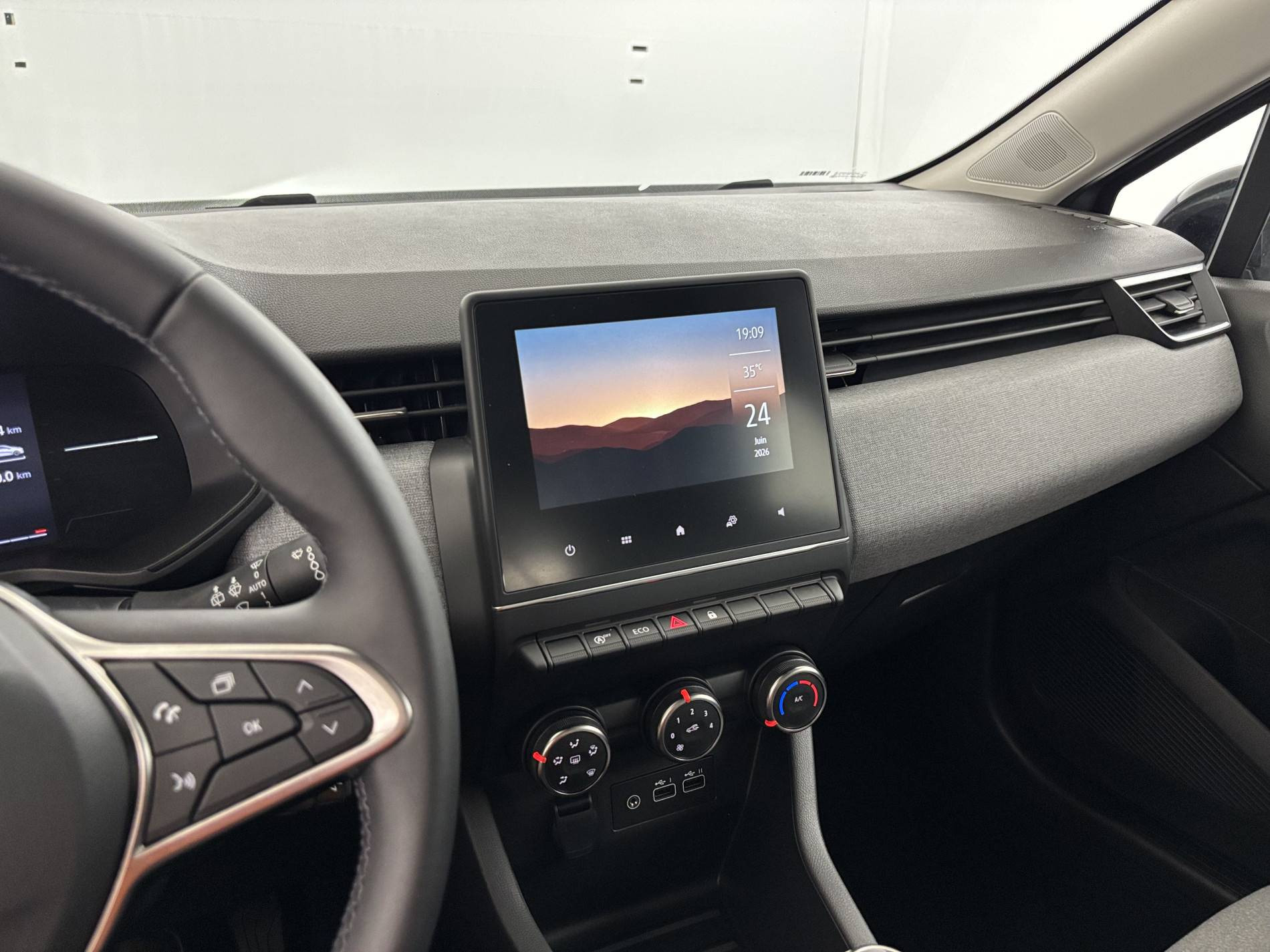 Vente en ligne Renault Clio 5 Clio Blue dCi 100 ch au prix de 18 500 €