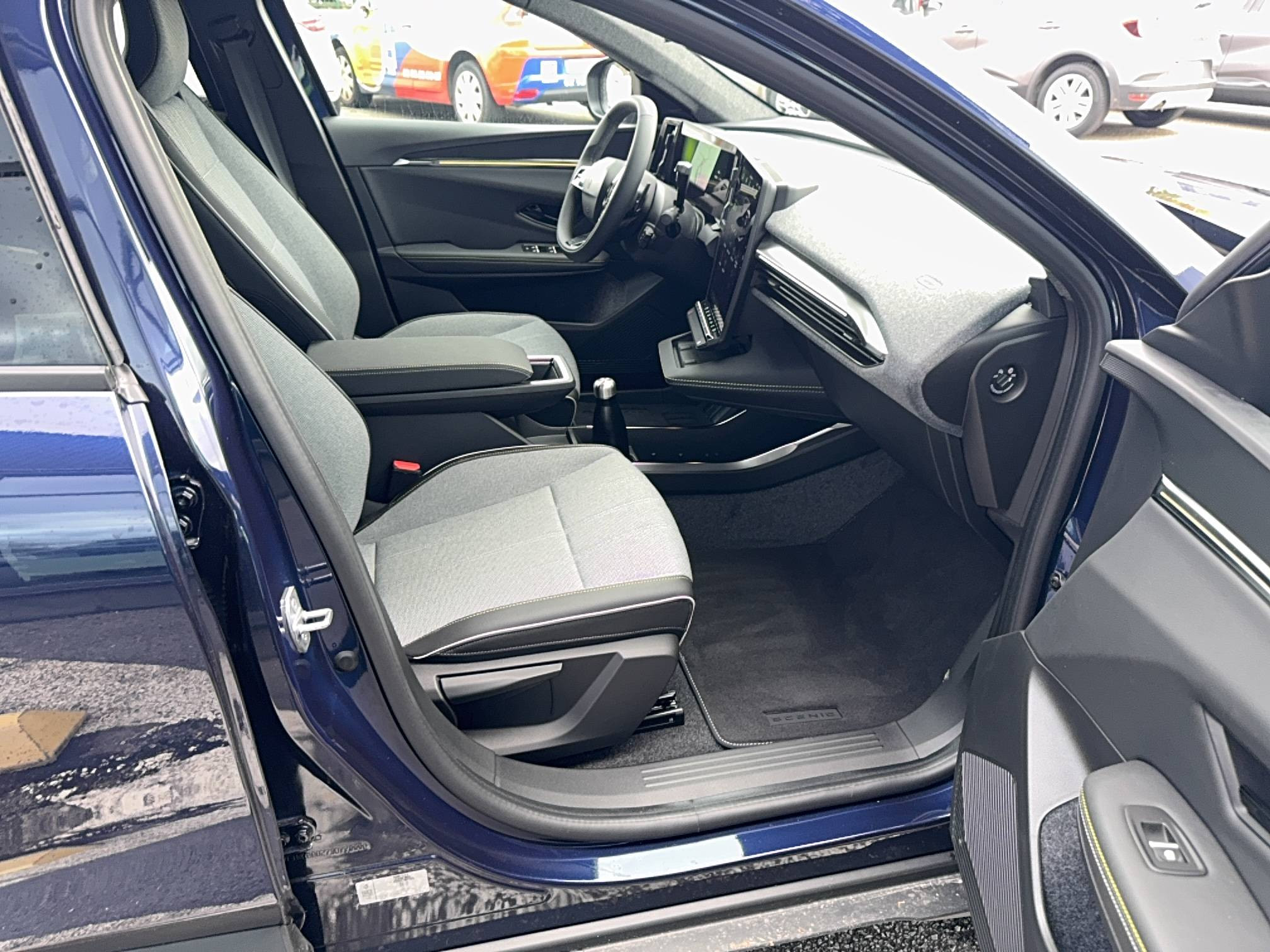 Vente en ligne Renault Scenic E-Tech  220 ch grande autonomie au prix de 44 290 €