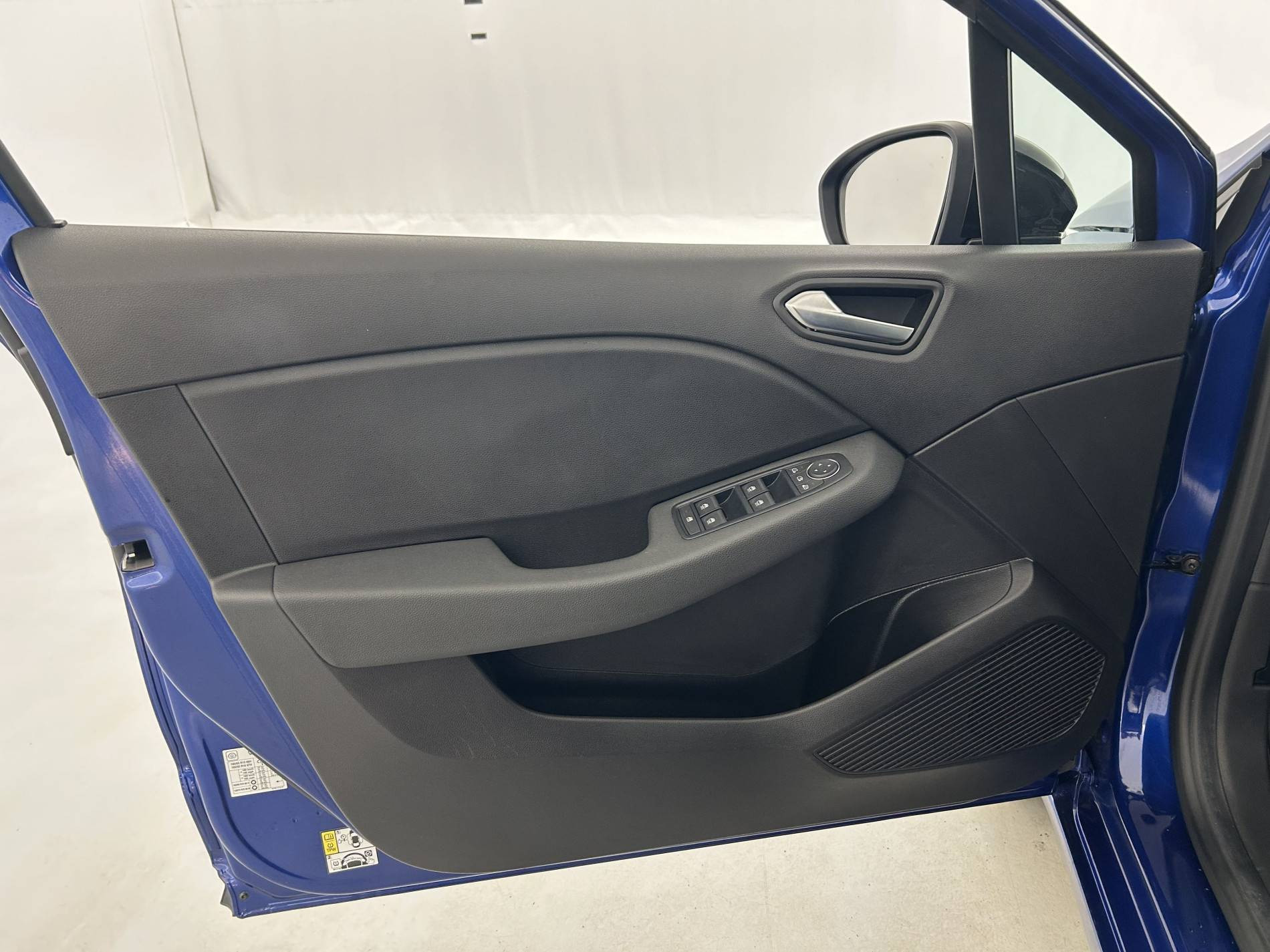 Vente en ligne Renault Clio 5 Clio TCe 90 au prix de 15 990 €