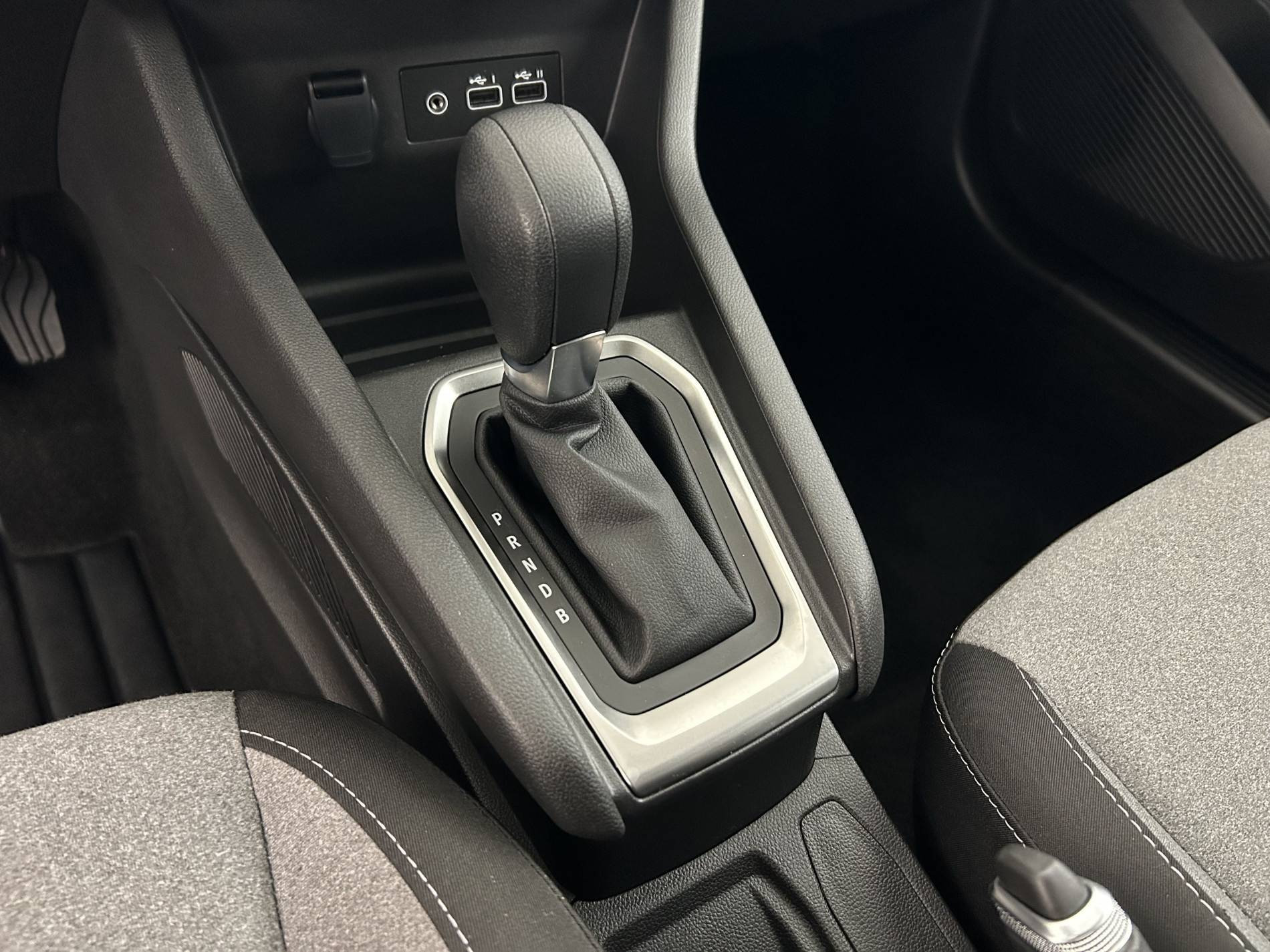 Vente en ligne Renault Clio 5 Clio E-Tech full hybrid 145 ch GSR2 au prix de 19 590 €