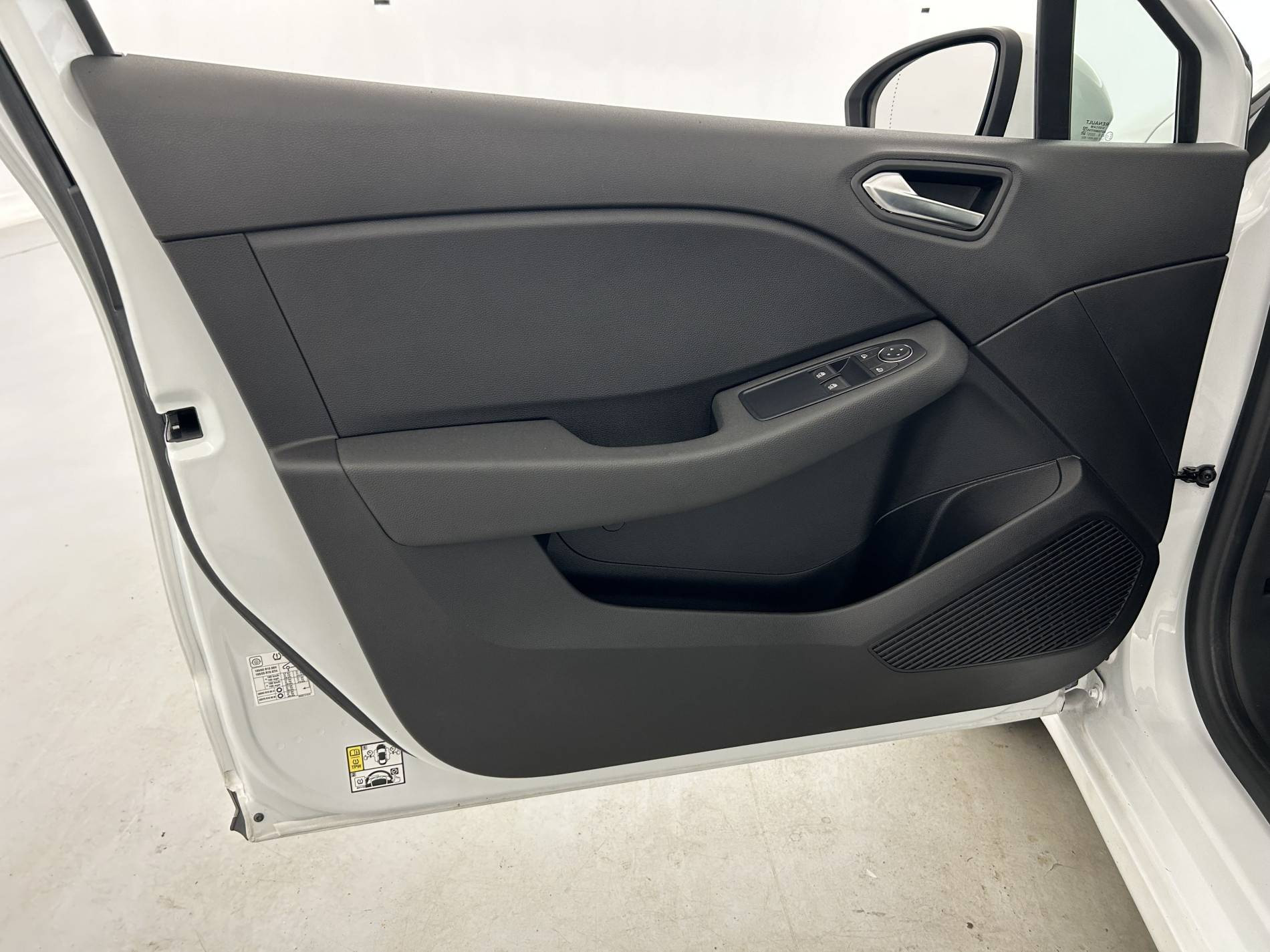 Vente en ligne Renault Clio 5 Clio Blue dCi 100 - 21N au prix de 14 490 €