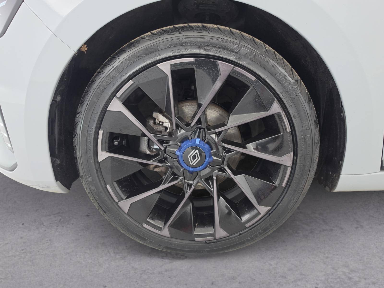 Vente en ligne Renault Clio 5 Clio TCe 90 au prix de 17 990 €