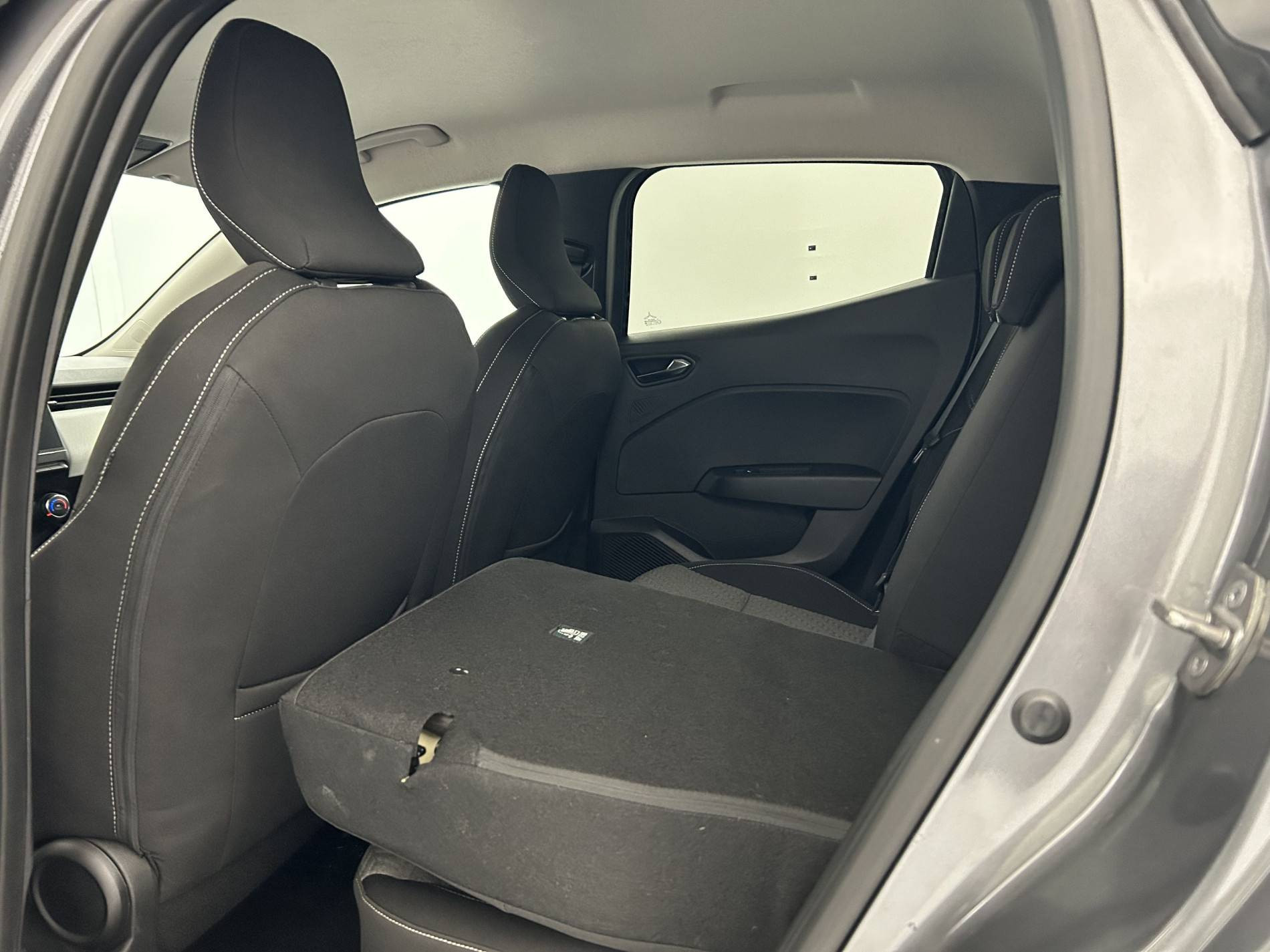 Vente en ligne Renault Clio 5 Clio TCe 90 au prix de 14 790 €