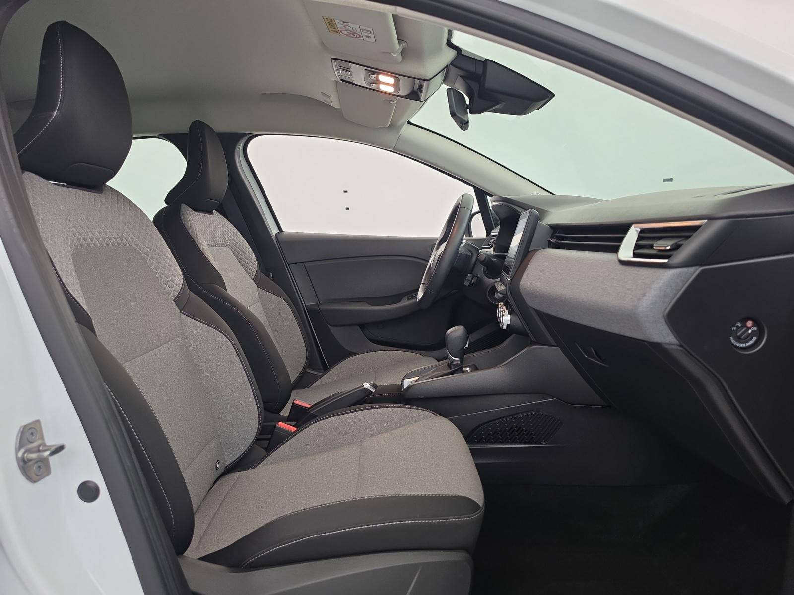 Vente en ligne Renault Clio 5 Clio E-Tech full hybrid 145 au prix de 16 490 €