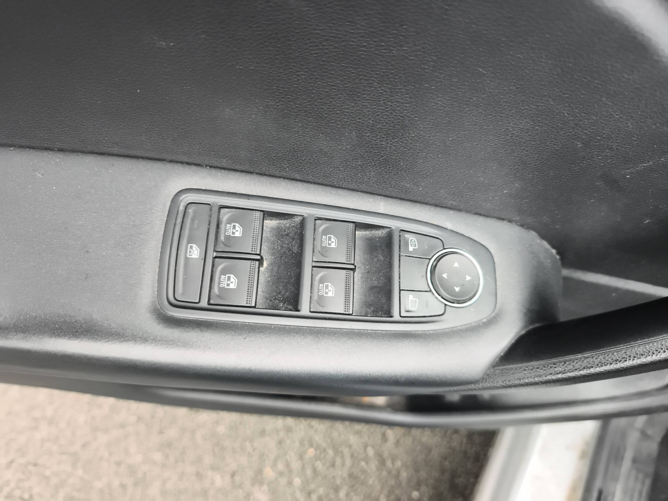 Vente en ligne Renault Captur  E-Tech 145 - 21 au prix de 14 490 €